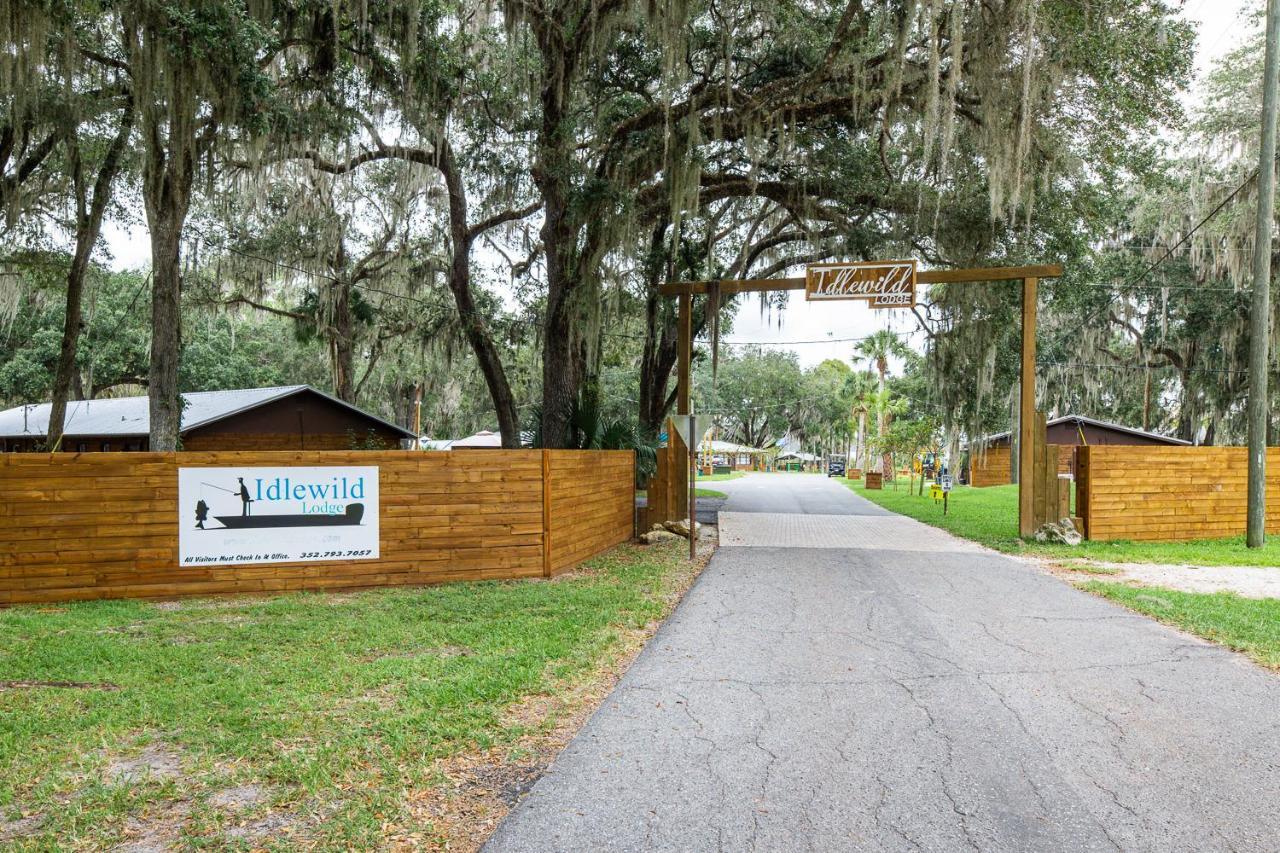 Idlewild Lodge And Rv Park Lake Panasoffkee Exterior foto